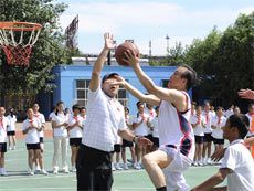 篮球小学生基本功训练教学反思简短_2